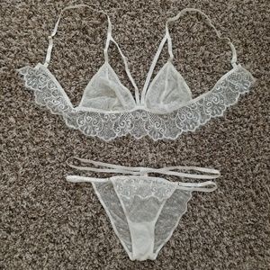 3 Lingerie Sets